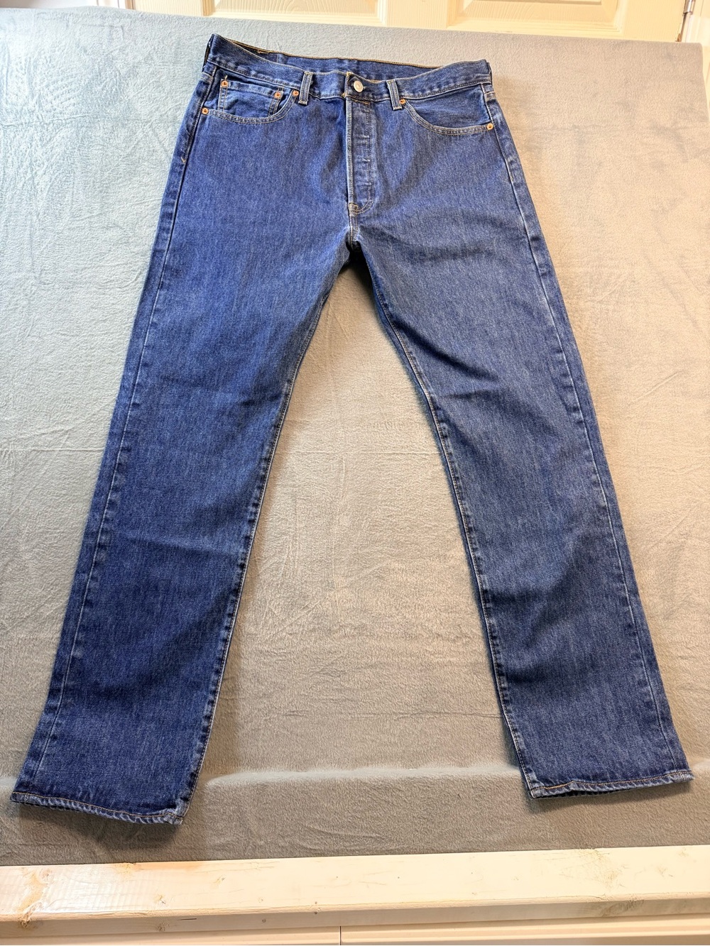 Classic 501 Levi’s Men's Blue Denim Jeans NWOT
